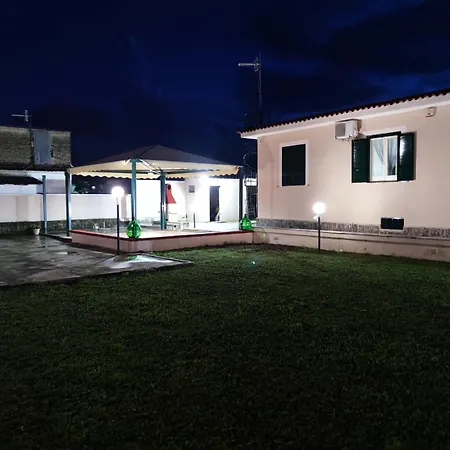 Villa Carmine & Gina Castel Volturno